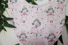Charger l'image dans la galerie, Bavoir bandana Princesses