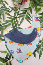 Charger l'image dans la galerie, Bavoir bandana Hélicoptère