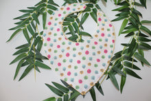 Charger l'image dans la galerie, Bavoir bandana Confettis Plume