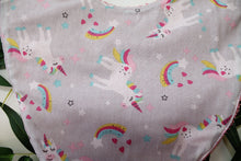 Charger l'image dans la galerie, Bavoir bandana Licorne