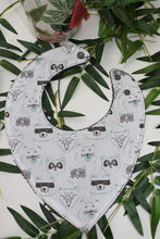 Charger l'image dans la galerie, Bavoir bandana Animaux de la Forêt