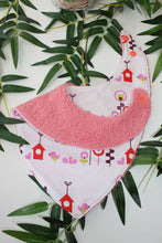 Charger l'image dans la galerie, Bavoir bandana Fleurs et Oiseaux