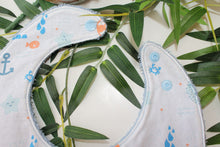 Charger l'image dans la galerie, Bavoir bandana Fond Marin