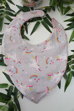 Charger l'image dans la galerie, Bavoir bandana Licorne