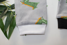 Charger l'image dans la galerie, Sarouel Crocodiles