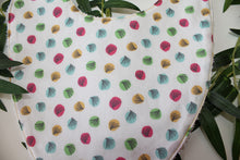 Charger l'image dans la galerie, Bavoir Bandana Confettis Plume