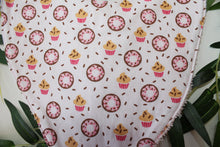 Charger l'image dans la galerie, Bavoir bandana Donuts