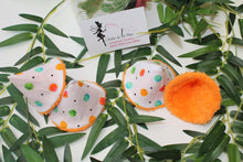 Charger l'image dans la galerie, Tipi protège pipi " Confettis"