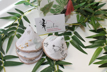 Charger l'image dans la galerie, Tipi protège pipi "Lapin et Champignon Enchantés "