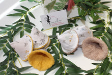 Charger l'image dans la galerie, Tipi protège pipi "Lapin et Champignon Enchantés "