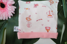 Charger l'image dans la galerie, Bonnet Oreilles de Chat "Le Monde du cirque "