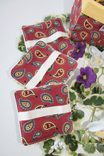 Charger l'image dans la galerie, Panier et Lingettes "Imprimer Cachemire bordeaux "