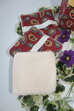 Charger l'image dans la galerie, Panier et Lingettes "Imprimer Cachemire bordeaux "