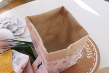 Charger l'image dans la galerie, Panier et Lingettes : Modèle "Lapin et Champignon Enchantés "