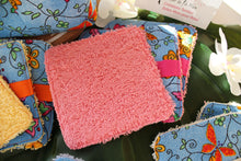 Charger l'image dans la galerie, Panier et Lingettes : Modèles "Fleurs et Papillons (fond Bleu) "