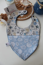 Charger l'image dans la galerie, Bavoir Bandana "Vintage Coquillages" Grand Modèle