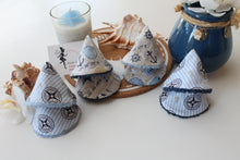 Charger l'image dans la galerie, Tipi protège pipi "Boussole"