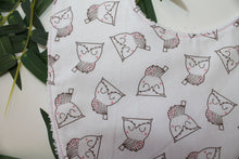 Charger l&#39;image dans la galerie, Bavoir bandana Hiboux Fleuri
