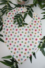 Charger l&#39;image dans la galerie, Bavoir bandana Confettis Plume
