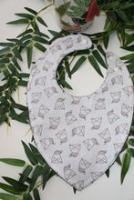 Charger l&#39;image dans la galerie, Bavoir bandana Hiboux Fleuri
